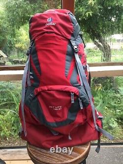 Full Starter Setup! Deuter Act Lite 40 + 10 & Essentials TENT, Sleeping. NEW