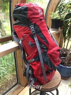 Full Starter Setup! Deuter Act Lite 40 + 10 & Essentials TENT, Sleeping. NEW