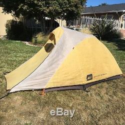 REI Clipper 2-Man Tent Light Weight Backpacking Camping Boy Scout Girl Scout